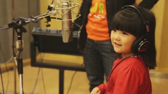 《爸爸》电影主题曲《宝贝去哪儿》首播 妈妈团首献声_金鹰网