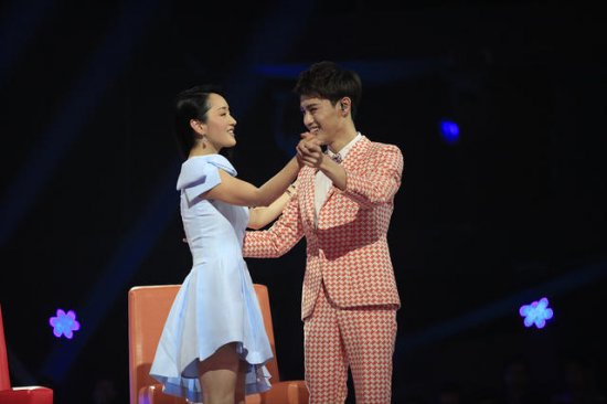 《我爱好声音》杨钰莹跳<em>性感拉丁</em> 李行亮曝婚
